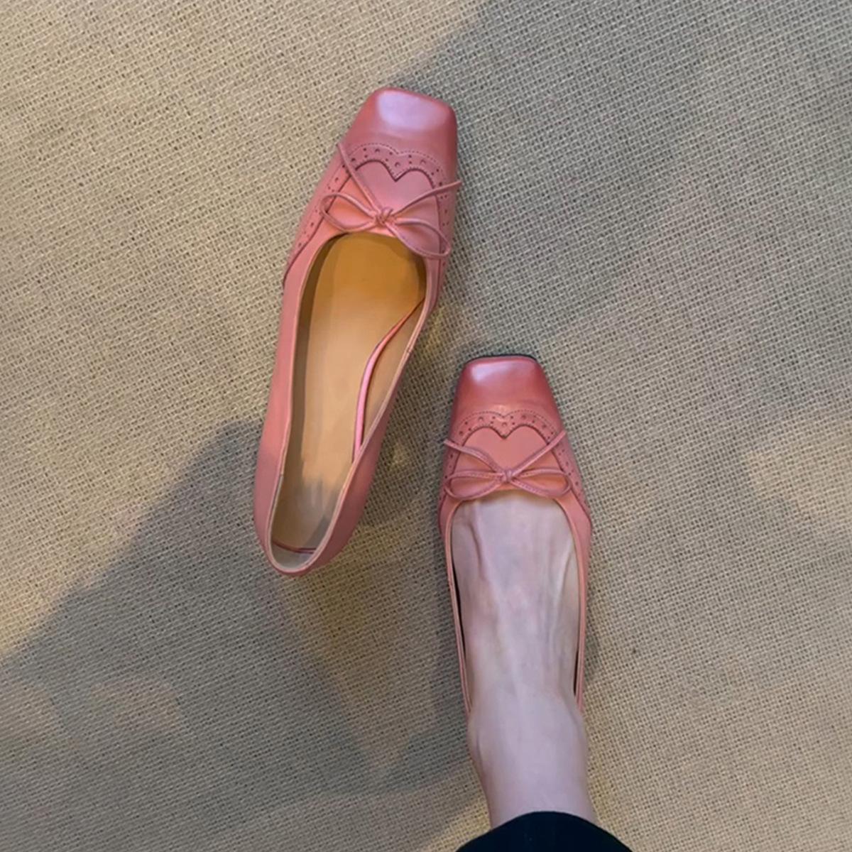 

Sheepskin version~ retro literary and new high heels women s carved personalized square head leather single shoes thick heel temperament women s shoes 35