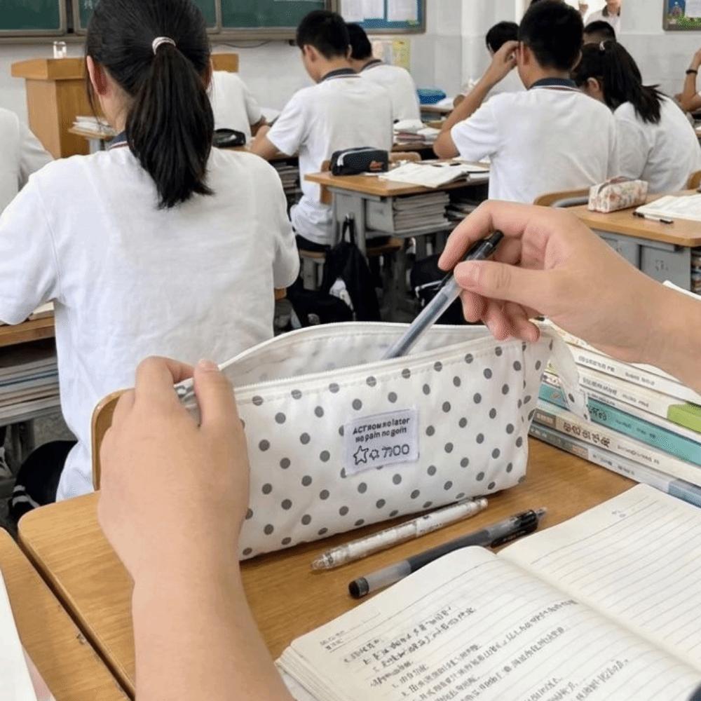 Handheld Korean Style Polka Dot Pencil Case Large Capacity Triangle Pencil Pouch Zipper Portable Pen Case Back To School