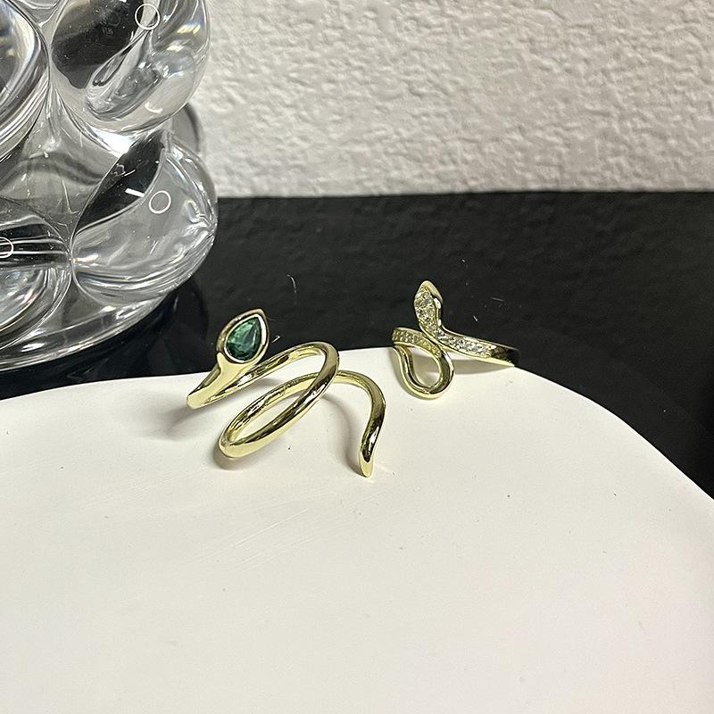 High-End Golden Snake Ring Female Spirit Snake Niche Design Stacked With Sweet And Cool Personality Zircon Simple Ring