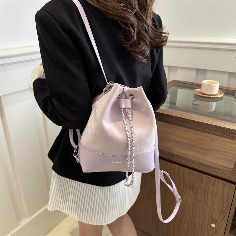 Women's Backpack 2025 New High-end Niche Versatile Chain Back Bag Shoulder Portable Bucket Bag Travel Bag