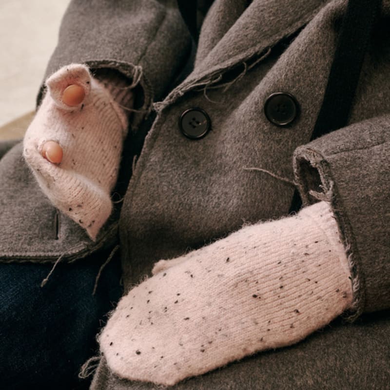 ALLINCOMPLETE Dot Mitten Gloves (4 Colors)