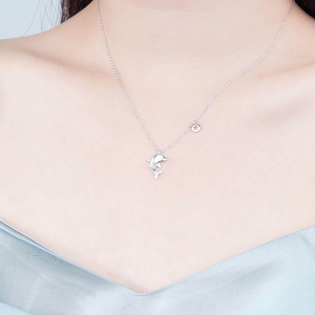 Dolphin Love Necklace S925 Sterling Silver Cute Fairy Wind Collarbone Chain Micro Moonstone Pendant