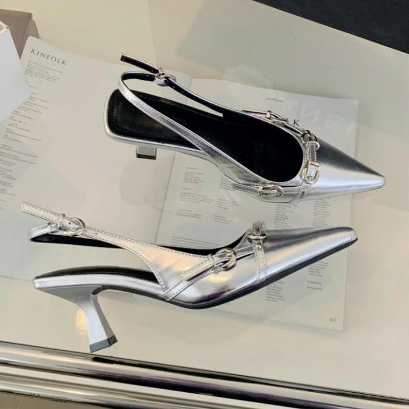 

Luxury Brand Designer Women Sandals Fashion Pointed Toe Metal Buckle Decoration Formal Wear Shoes Sexy Party Dress Women Pumps 39 серебряный