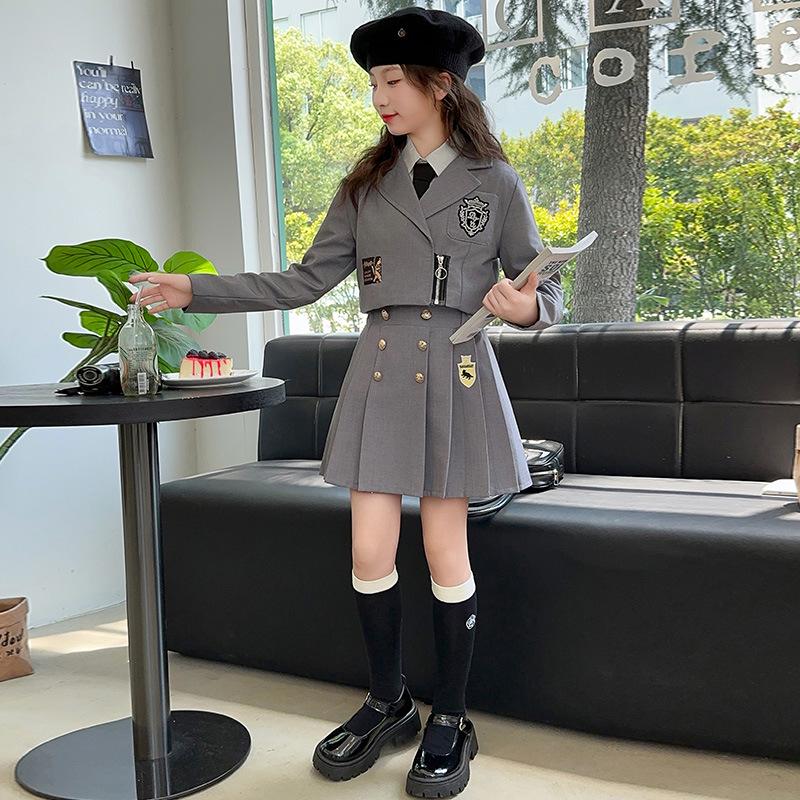 Höst 2025 Flickors Trendiga JK Uniform Kjolset - Akademi-stil Tvådelat för Mellan- och Stora Barn