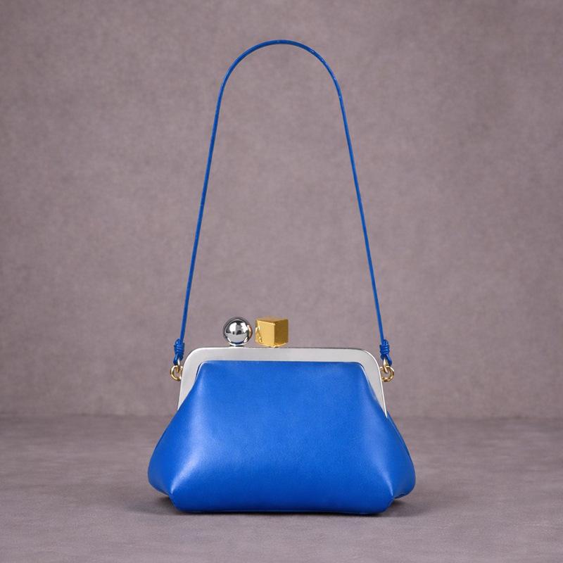 Light Luxury Retro Clip Handbag Party Dinner Bag Fashion Premium Metal Clip Buckle Change Bag Underarm Bag