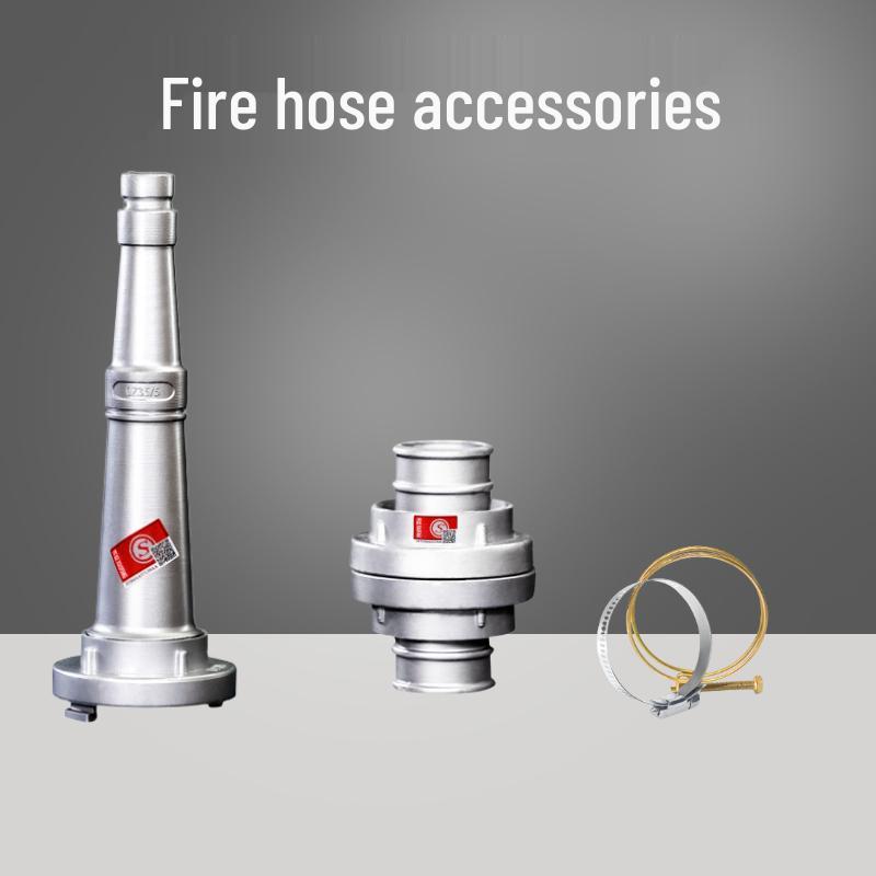 Sada hasičské spojky a hydrantového klíče