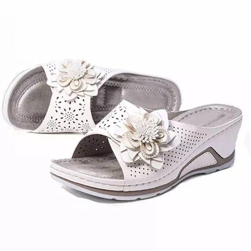 Large size slope heel slippers women's summer wish hollow flower flat bottom one word cool slippers beach women's shoes