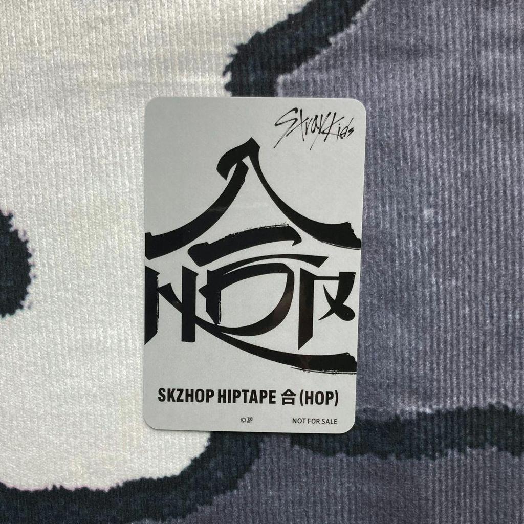 [USED] StrayKids JAPAN HOP JYP Store Bonus Hyunjin Trading Card