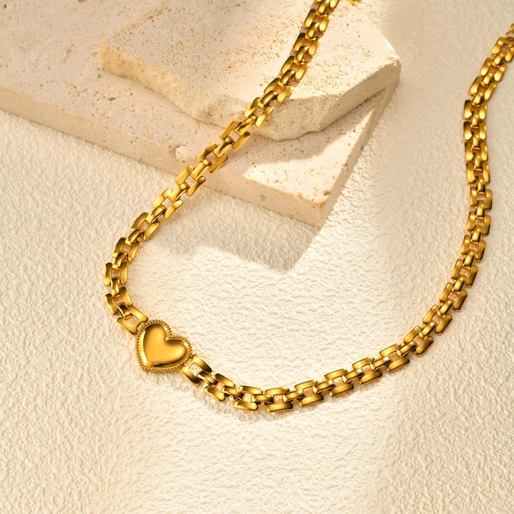 Hot Sale Love Heart Strap Chain Choker Necklace,18K Gold Plated Stainless Steel Necklace for Women,Charm Party Jewelry Gift