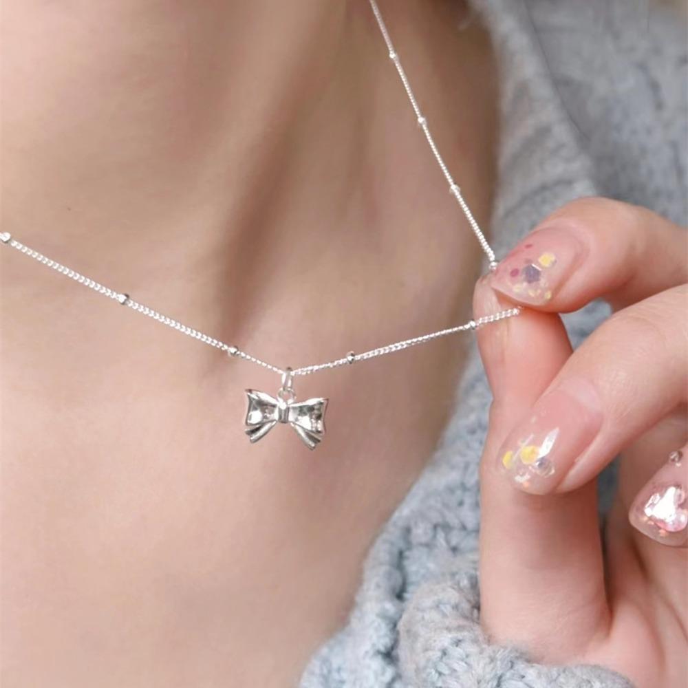 Simple Temperament Stainless Steel Sliver Color Bowknot Pendant Necklace for Women Exquisite Sweet Valentine's Day Jewelry Gift