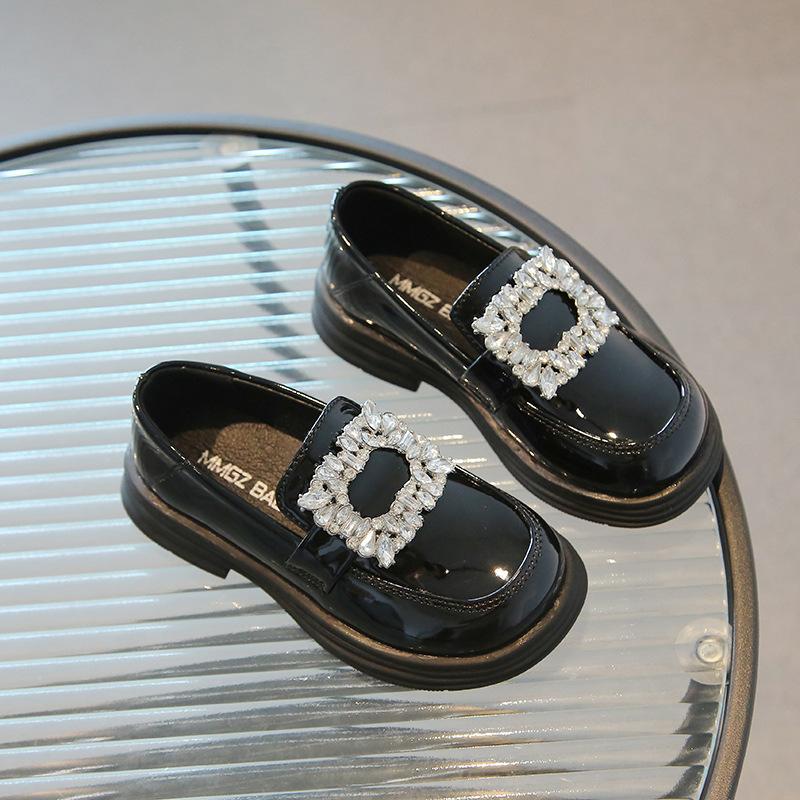 

Весна Новые Детские Кожаные Туфли в Британском Стиле Модные Универсальные Туфли Принцессы для Девочки Противоскользящая Детская Повседневная Обувь Простые Лоферы для Девочек 26insole16cm чёрный