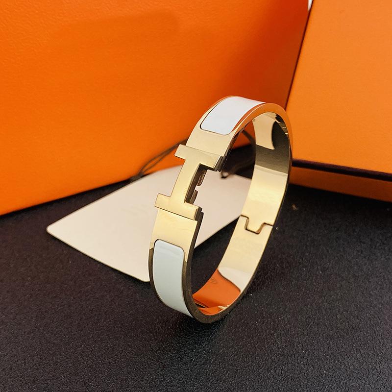 2026 Klasik Moda Trendi Bileklik Kadın Rose Gold Kart Tokalı Bileklik Takı Aksesuarları Genişlik 12MM