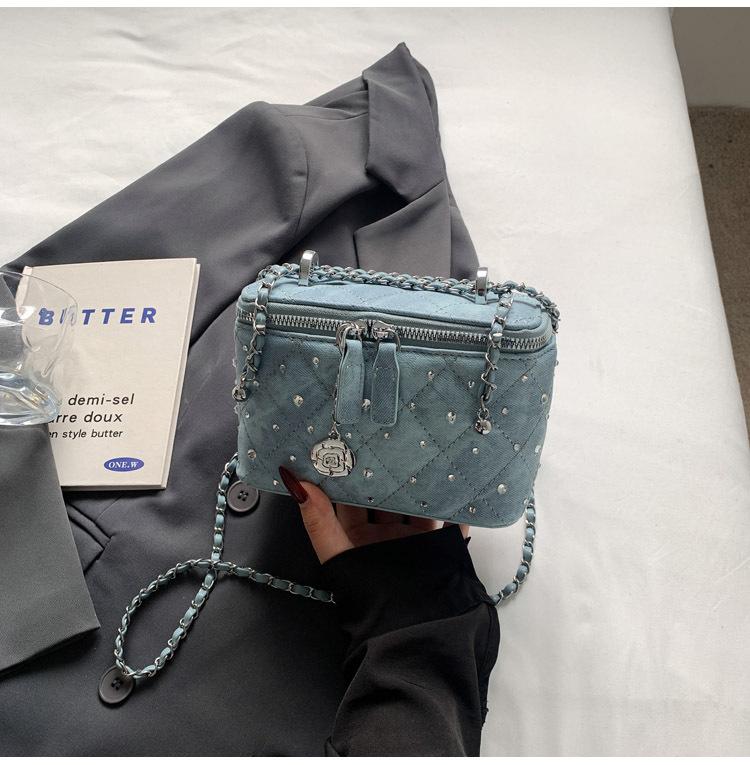 Mini square bag 2025 summer Xiaoxiangfeng diamond niche design chain high-end versatile shoulder messenger bag