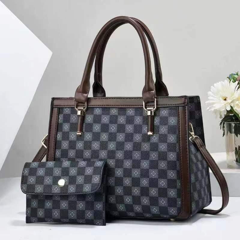 Модная большая черная сумка-тоут из ПУ с стильной цепочкой и замком чёрный