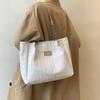 Wholesale large-capacity bags, women's versatile 2025 new high-end textured shoulder bags, popular commuter tote bags this year