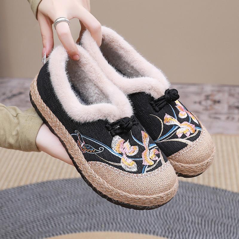Old Beijing Winter Women's Cotton Shoes Embroidered and Velvet Thermal Shoes Retro One-pedal Middle-aged and Elderly Doudou Cotton Shoes Custom