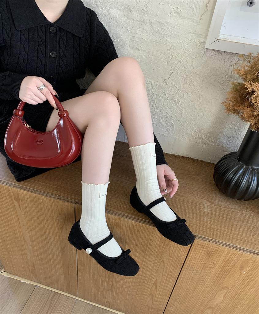 2025 new spring, autumn and winter temperament French thick heel high heel one-word buckle Mary Jane single shoes women's shoes