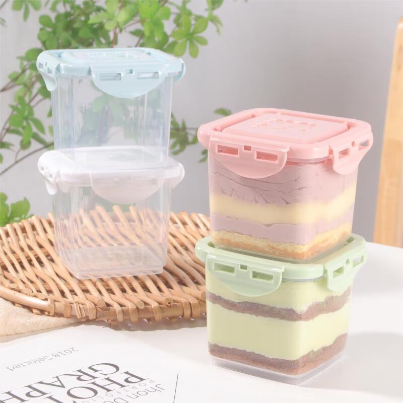Recyclable Plastic Cake & Fruit Salad Take-Out Boxes