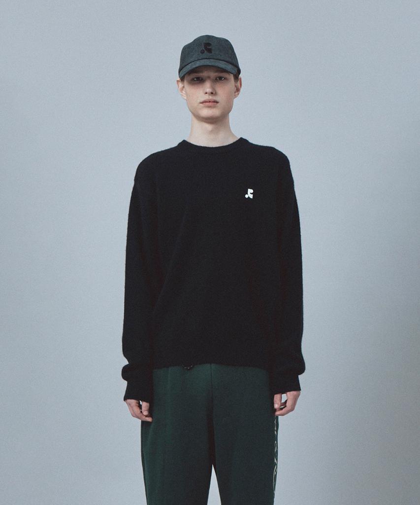 REST&RECREATION Logo Crew Neck Sweater - Black