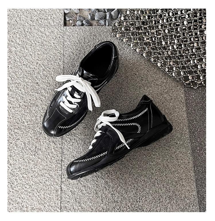 Retro feet small low-top board shoes women's autumn 2025 new fashion versatile student sports and leisure moral training shoes