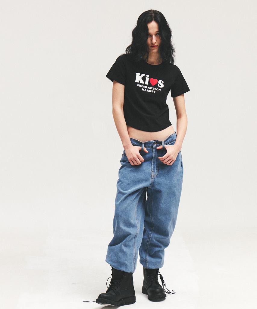 Kimseupeulesikoteunmakes I Love Kiss Tee Black