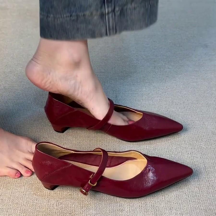 Sheepskin Version~ Pointed French Temperament Elegant and Fashionable Summer Versatile Thick Heel with Daily Commuting Women's Single Shoes