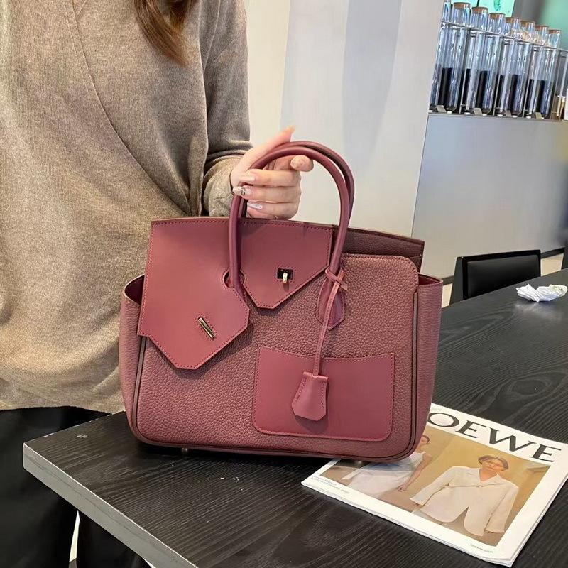 New genuine leather women's bag top layer cowhide 30CM irregular diagonal hijab Desordre handbag
