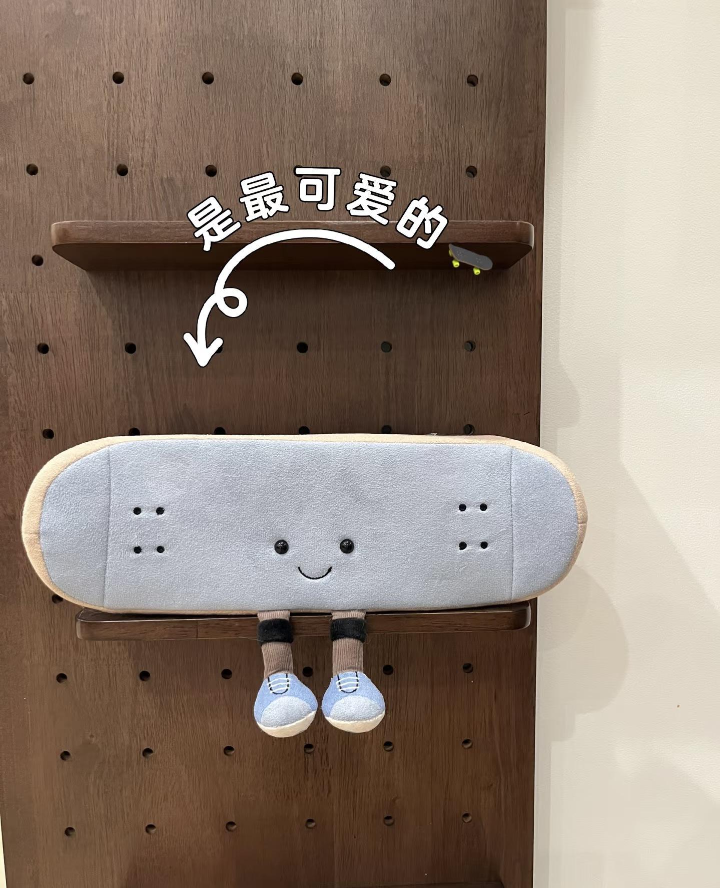 

JC Fun Sports UK Плюшевая кукла-скейтбордист - Милая, Удобная игрушка-скейтборд в подарок 15 cm