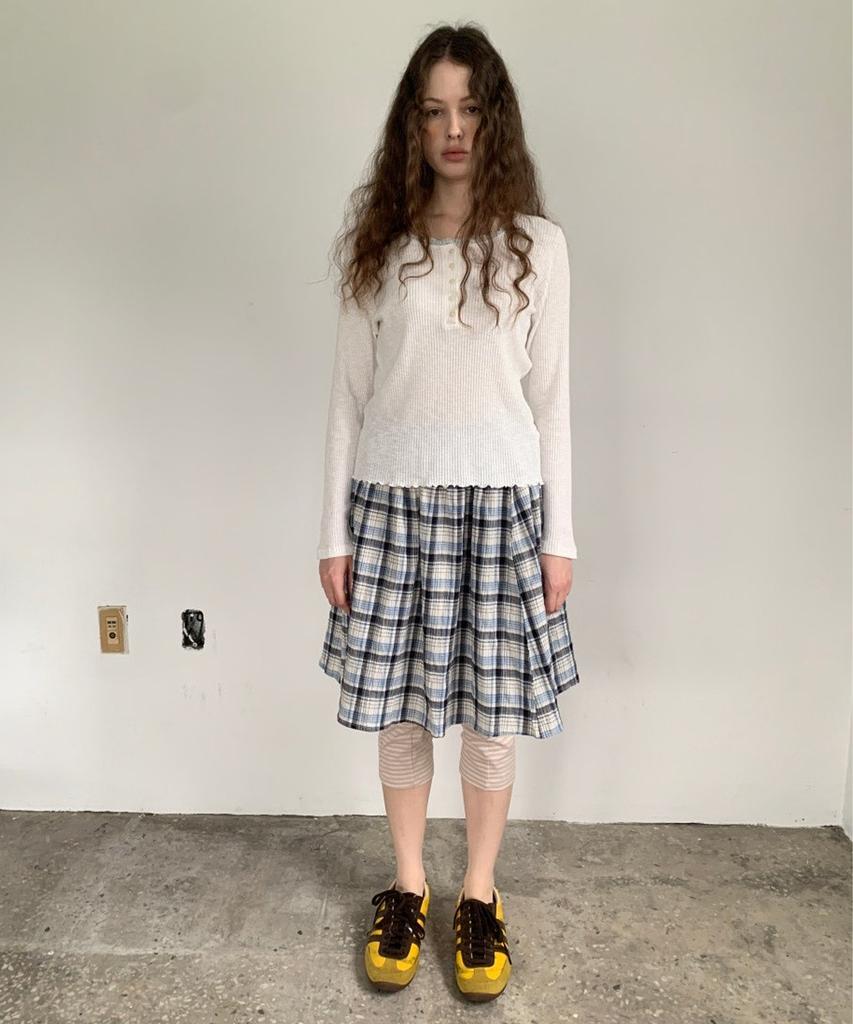 Aepeuteosseommeo Lace Button Sleeve Tee (White)