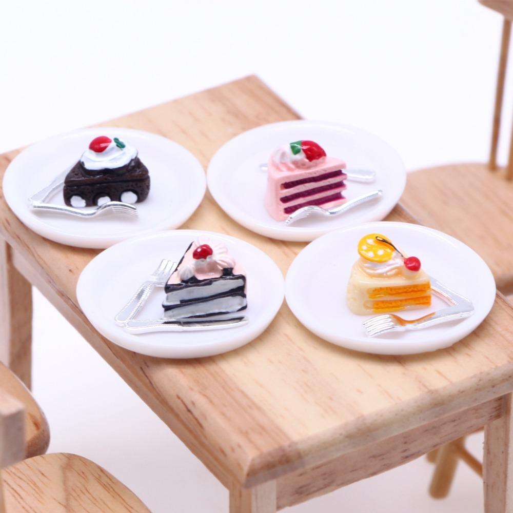 

4 set Mini Dollhouse Mini Cake Dish Resin Simulation Food Model Kids Girls Toys 4 set