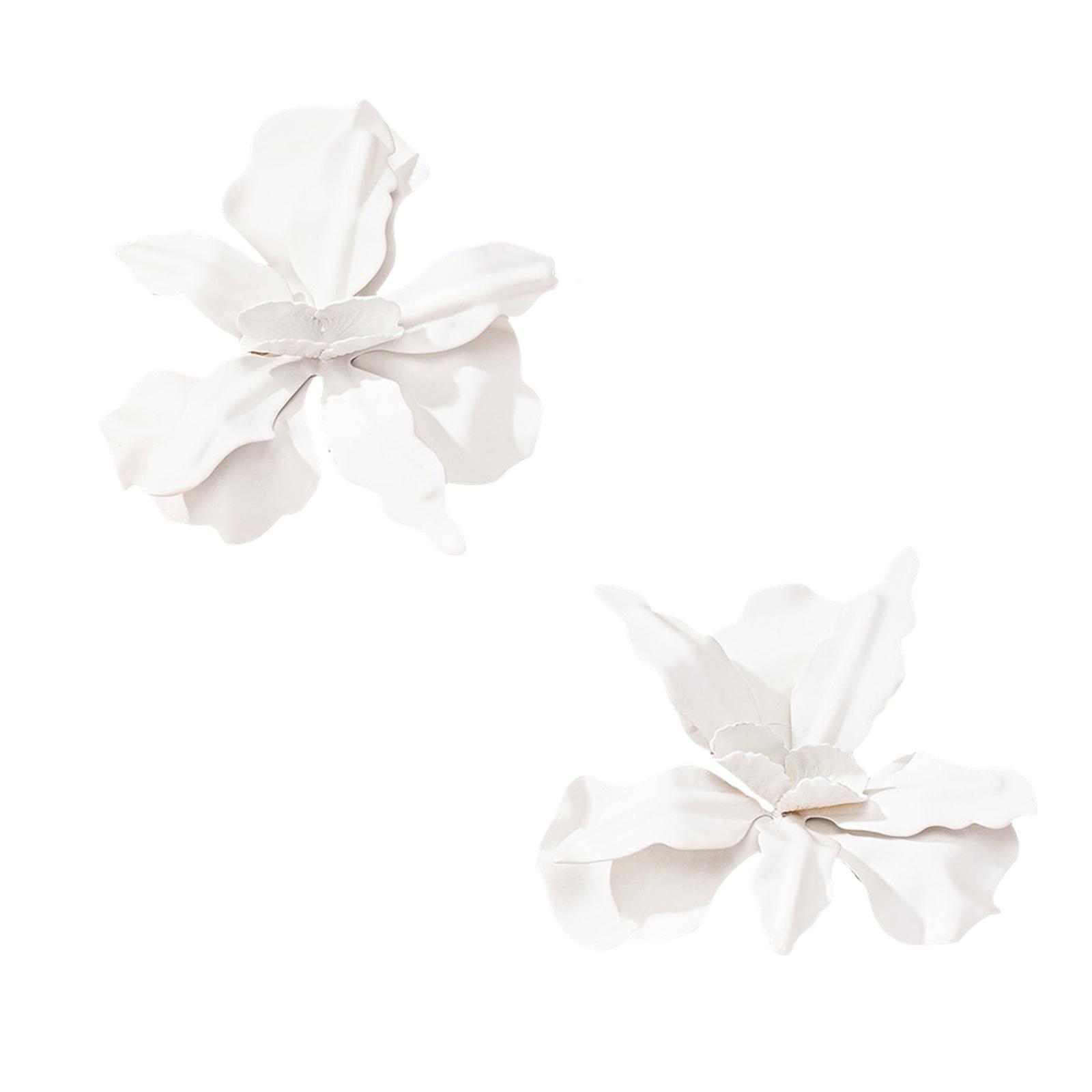 

Унікальні сережки-гвоздики з квітковою принтом, сережки ручної роботи, модні сережки, текстура сплаву, підходить для різних випадків носіння білий