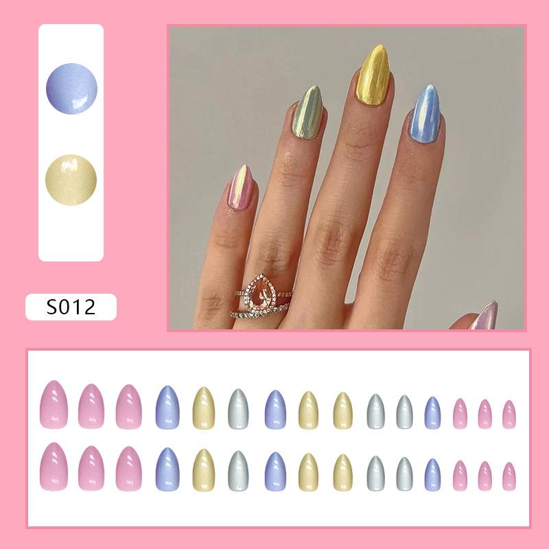 

Short almond nail multi-color aurora pure desire girl ins style versatile fake nail pieces 30 pieces