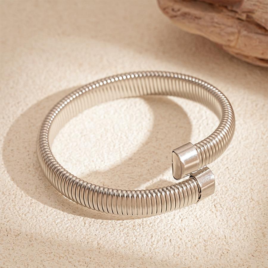 Metallic Stainless Steel Serpentine Elastic Opening Bracelet Personality Temperament Fashion Jewelry