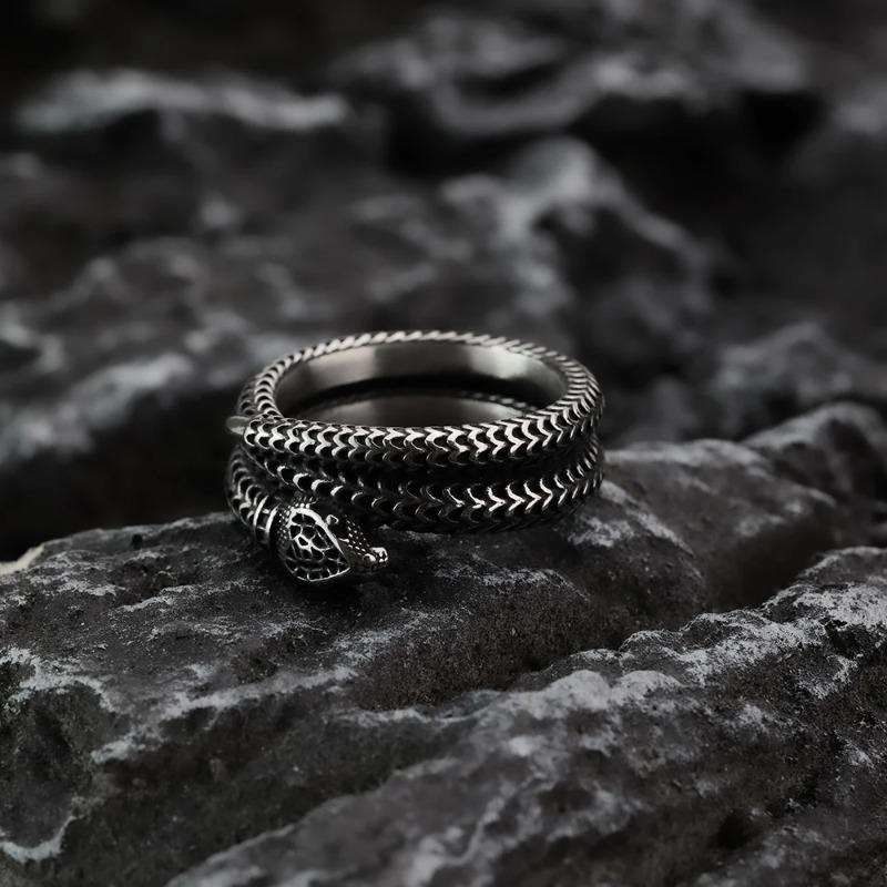 Europäisch-Amerikanischer Titanstahl Schlangenkönig Ring für Männer Hip Hop Mode Edelstahl Schmuck Geschenk
