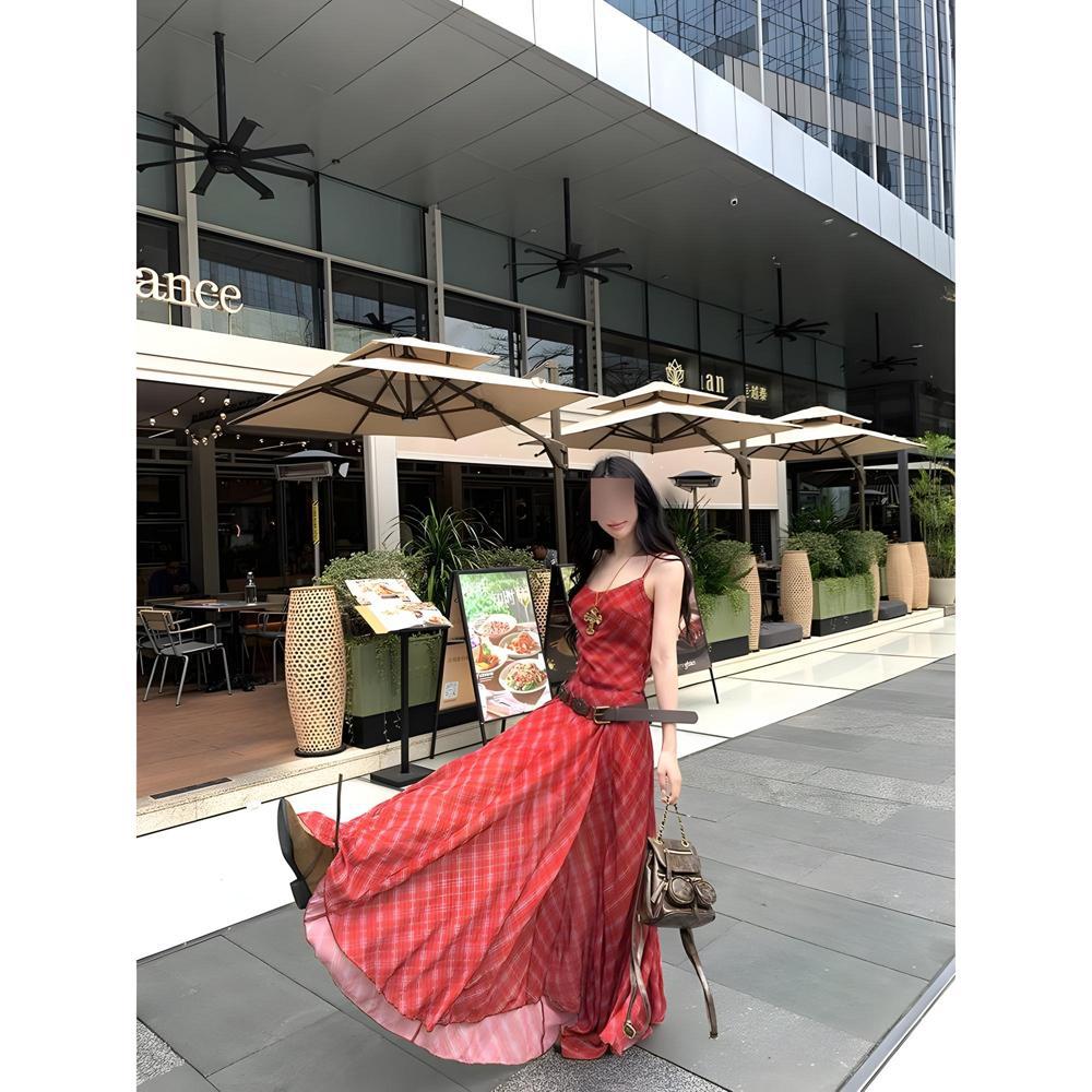 

Ретро красная клетчатая юбка на подтяжках, приталенная, длинная, в стиле острова дофамина, юбка для отпускных фотографий XL- (recommended 110-60kg)