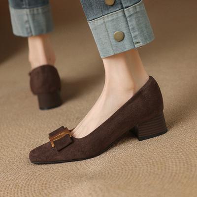 Nuevos zapatos de ante cómodos de un solo color para mujer, cubierta para el pie de un solo pedal, casual, tacón medio de punta cuadrada, talla grande, zapatos de tacón cuadrado, zapatos de un solo color