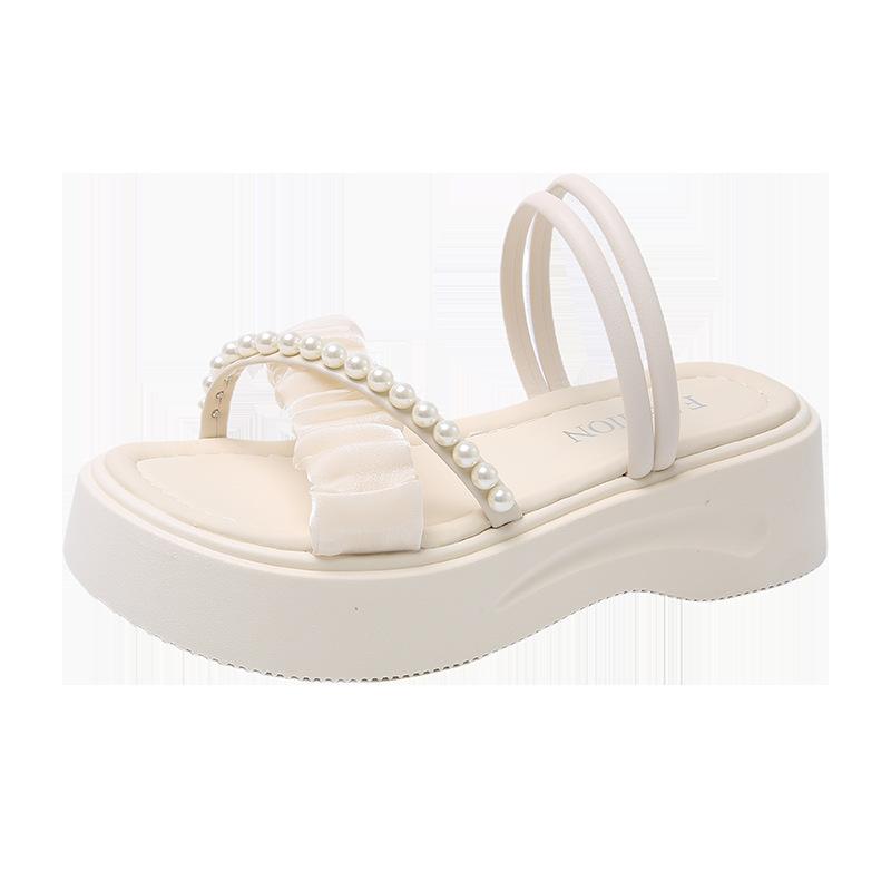 22 Sommer Plateau-Sandalen sind schön, hochhackiger Feen-Stil mit Perlen und Rock, zwei bequeme Sandalen zum Tragen