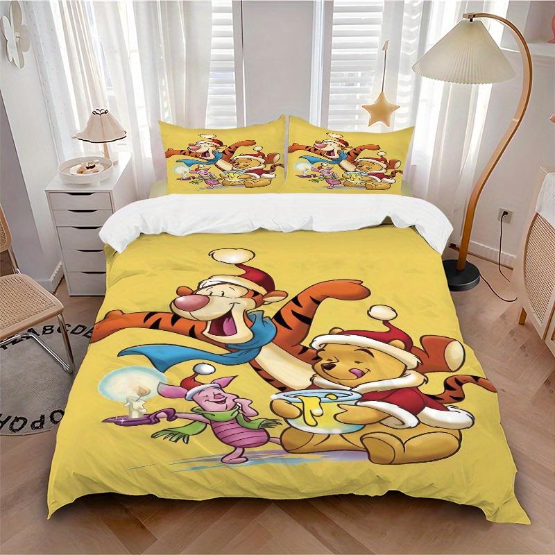 3pcs Christmas Winnie The Pooh Tigger Piglet Quilt Set Soft and Comfortable Bedroom, Guest Room and Dorm Decor Bedding Set Q008