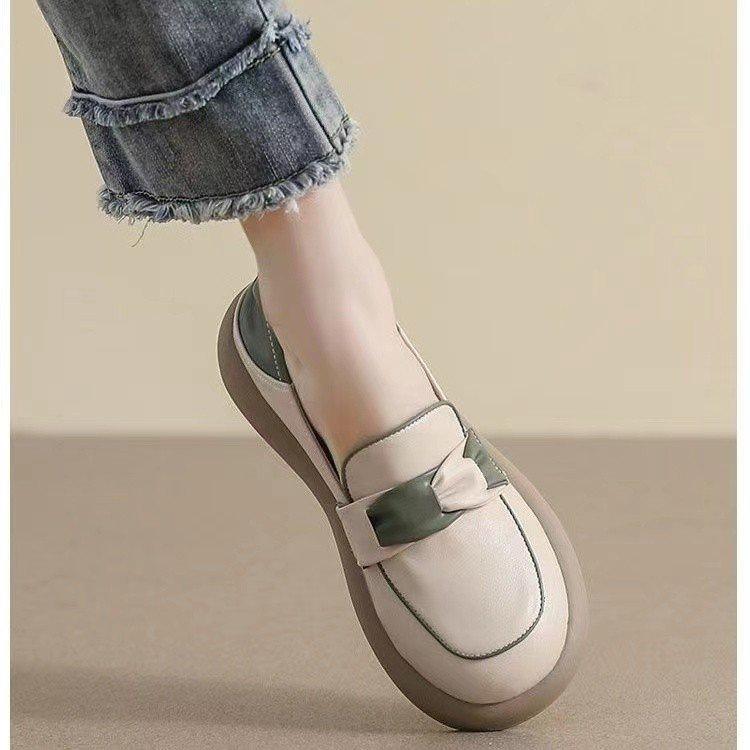 

Pregnant women casual small leather shoes women 2025 spring new versatile Internet celebrity soft sole one pedal Doudou shoes flat single shoes 35 зелёный