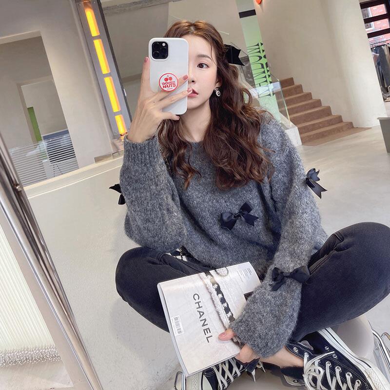 

Пуловер для женщин 2025 Осень и Зима Бант Нишевый Круглый вырез Длинный рукав Топ OneSize небесно-голубой