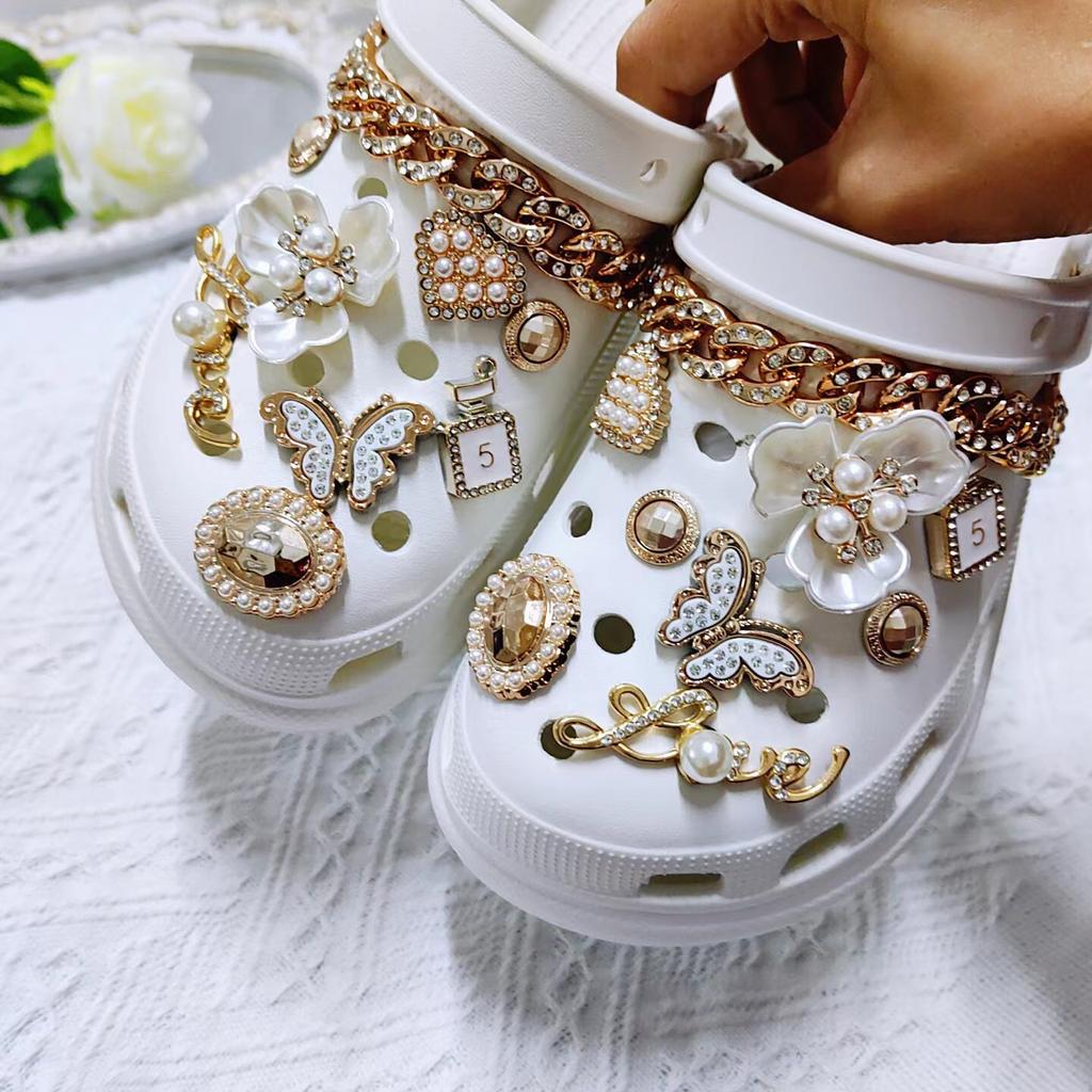 Novo removível Xiaoxiang amor borboleta coração de pêssego conjunto acessórios sapatos com buracos DIY fivela de sapato joias