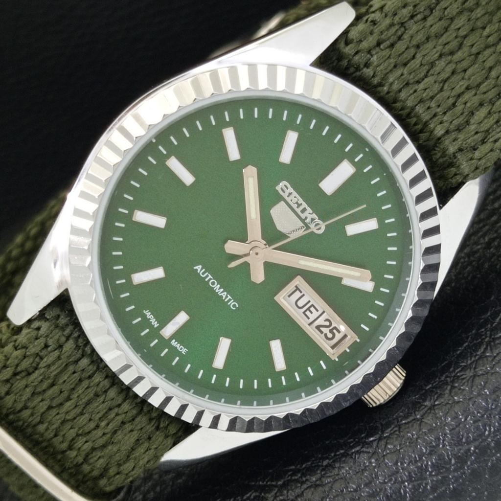 VINTAGE REFURBISHED SEIKO 5 AUTOMATIC JAPAN MENS GREEN DIAL WATCH A440595-4 Sk-a440595