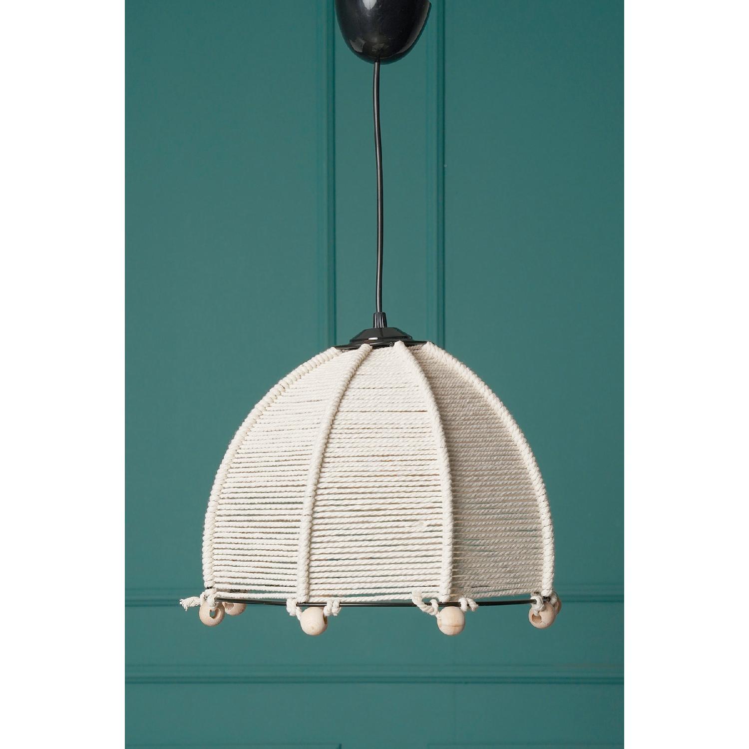 

Люстра Modiste White