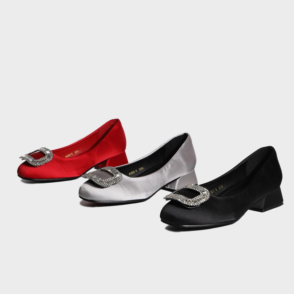 Huizhou Yuanlitong celebrity style large size French women's shoes 2025 spring commuter style temperament high heels factory direct sales