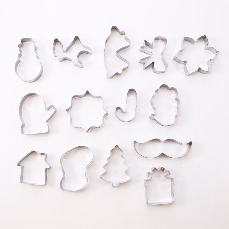 

Mini Christmas Stocking Shaped Cookie Cutter Stainless Steel Beard Biscuit Molds for Baking Xmas Party Decoration One Size