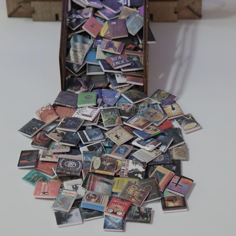 200 Stück Miniaturen Puppenhaus Bücher Angst Bücherregal Zubehör Mini Bücher Zubehör zur Dekoration Puppenhaus Miniatur