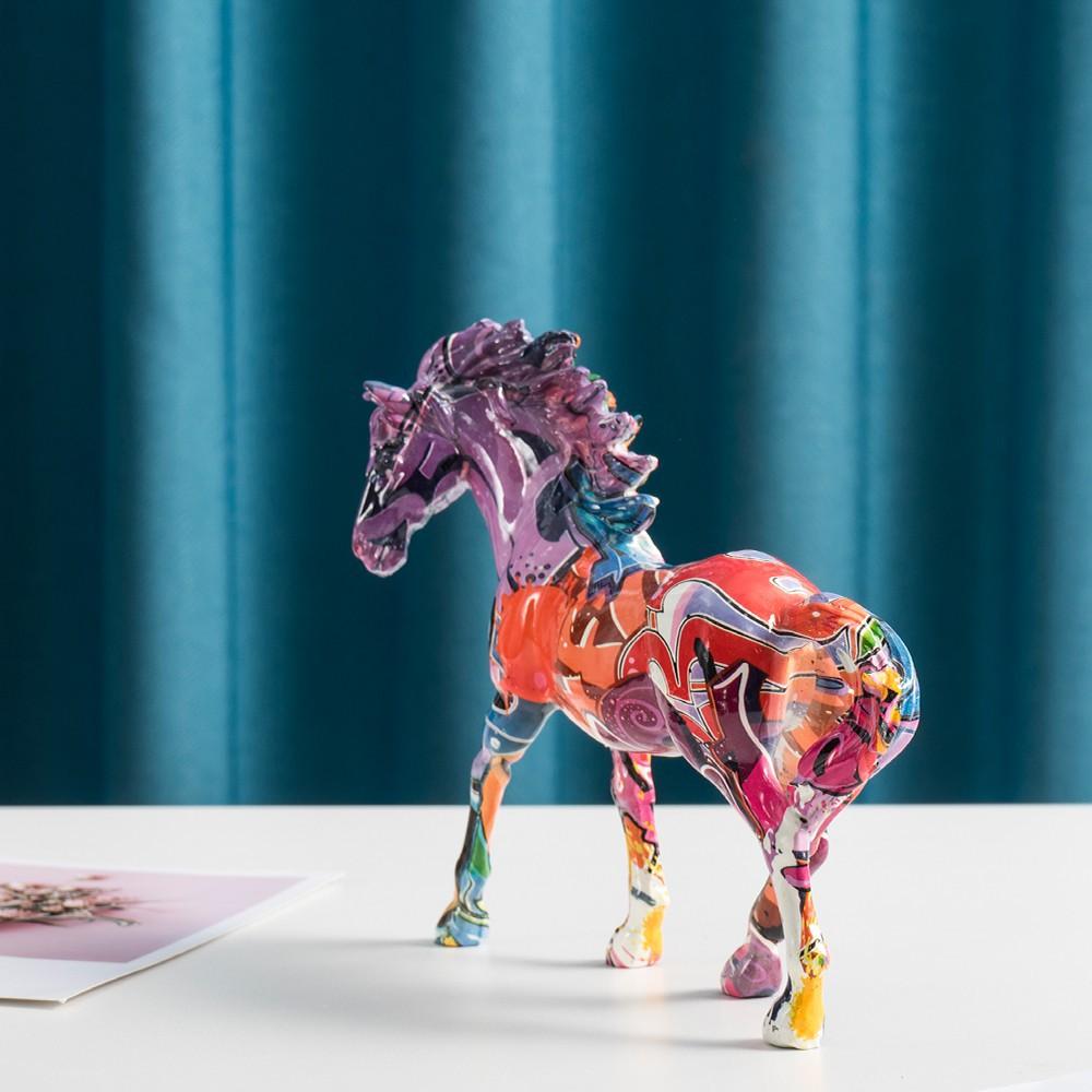 Graffiti Horse Statue Pop Art Modern Animal Sculpture Home Interior Decoration Living Room Office Bookshelf Decor Ornament Gift