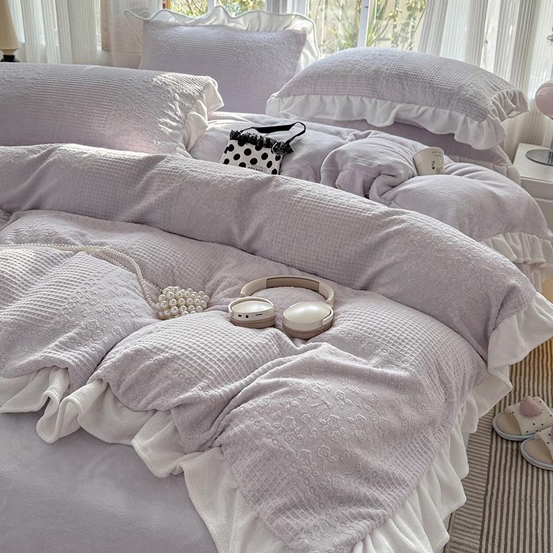 Class A Winter-Ready Milk Velvet Lace 4-Piece Set: Soft, Double-Sided Coral Fleece in Cream Style