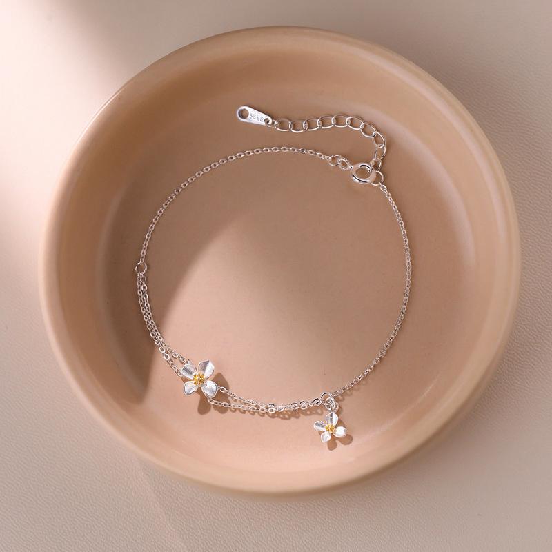 Korean Style Gardenia Flower Double Layer Drip Oil Bracelet - Stackable, Fashionable, and Versatile Women's Jewelry