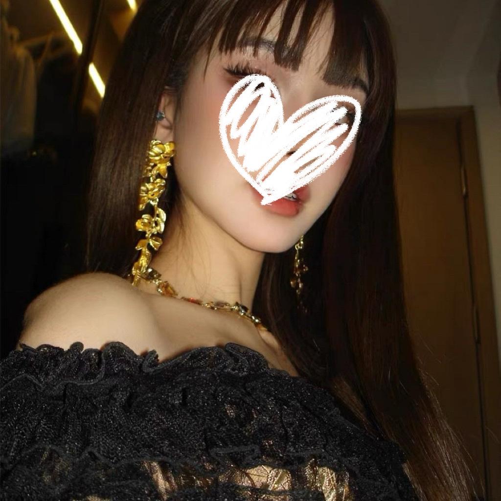 French gold flower fringed earrings exaggerated retro high-end temperament square face banquet earrings medieval earrings